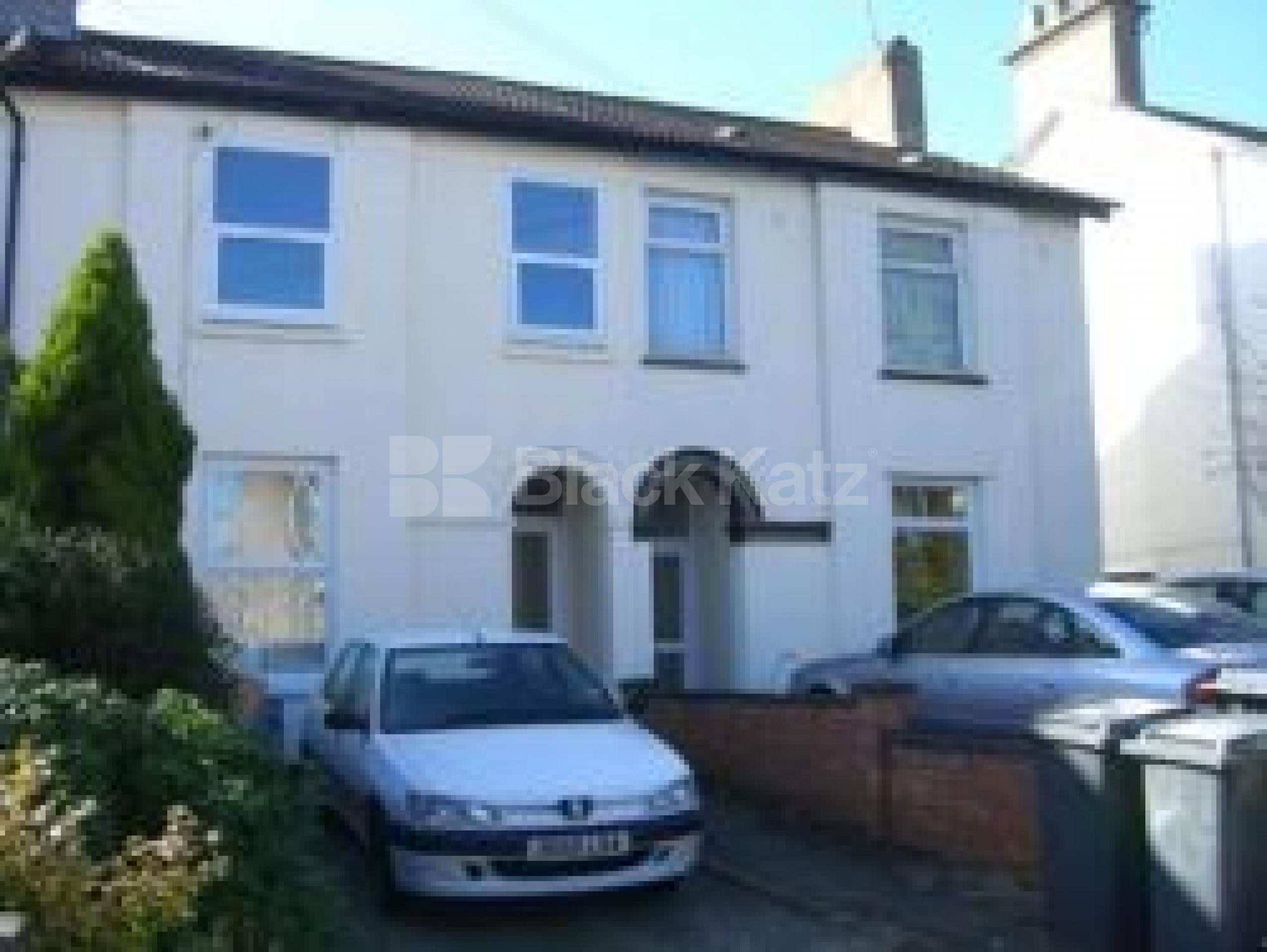 			NEW ON THE MARKET!, 1 Bedroom, 1 bath, 1 reception Flat			 Long Lane, EAST FINCHLEY N8 N2